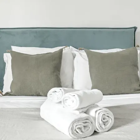 Appartamento Le Marais & Place De La Republique - 2br - Cityapartmentstay Parigi